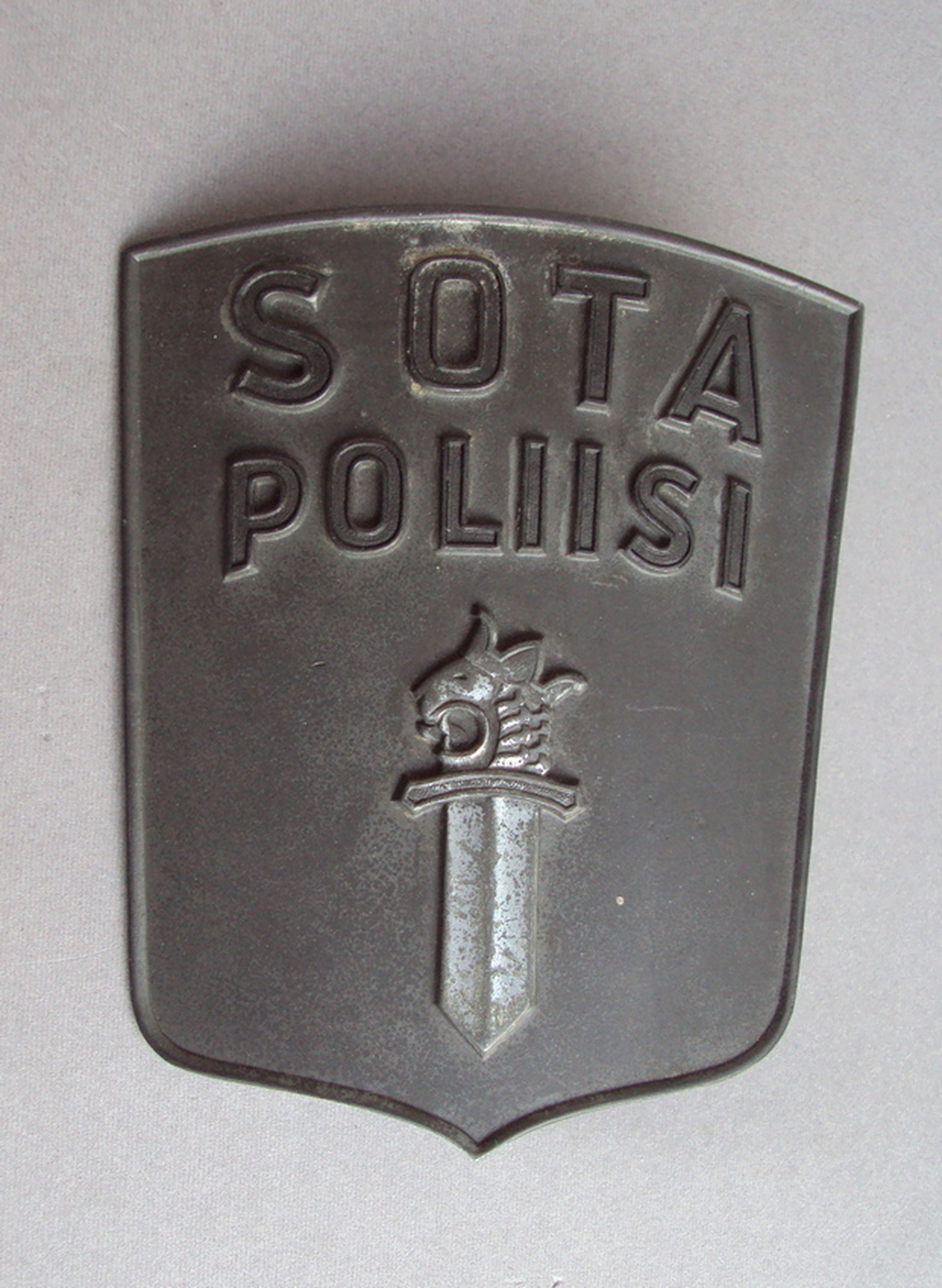 Finnish WW2 Military Police Badge m/1944